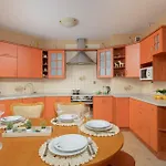 Stryjenskich Cozy With Balcony In Ursynow District By Renters شقة *