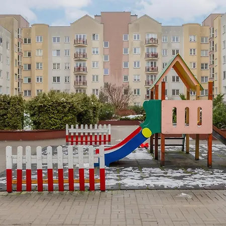 Stryjenskich Cozy With Balcony In Ursynow District By Renters ワルシャワ