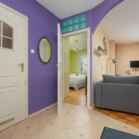 アパート Stryjenskich Cozy With Balcony In Ursynow District By Renters ワルシャワ