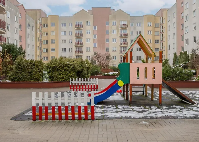 Stryjenskich Cozy With Balcony In Ursynow District By Renters Βαρσοβία