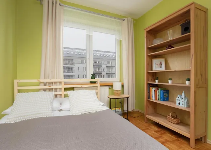 Διαμέρισμα Stryjenskich Cozy With Balcony In Ursynow District By Renters Βαρσοβία