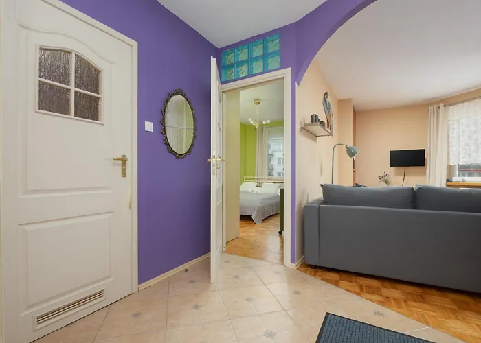 Διαμέρισμα Stryjenskich Cozy With Balcony In Ursynow District By Renters Βαρσοβία