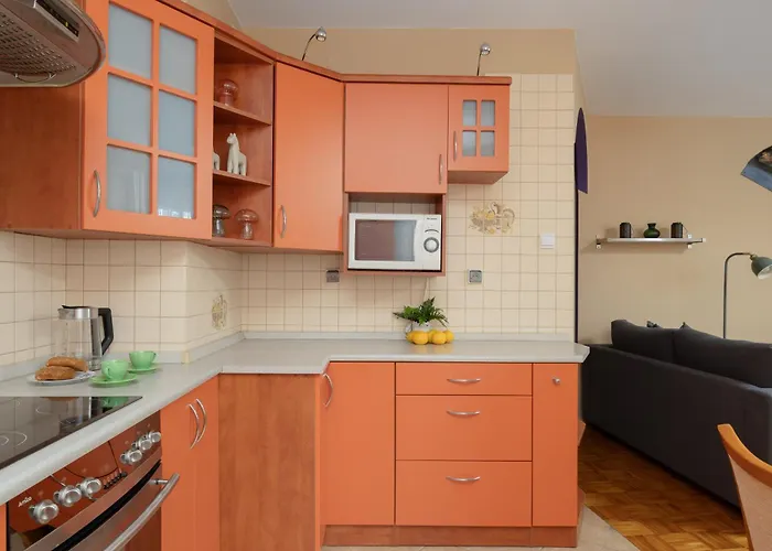 Stryjenskich Cozy With Balcony In Ursynow District By Renters Διαμέρισμα