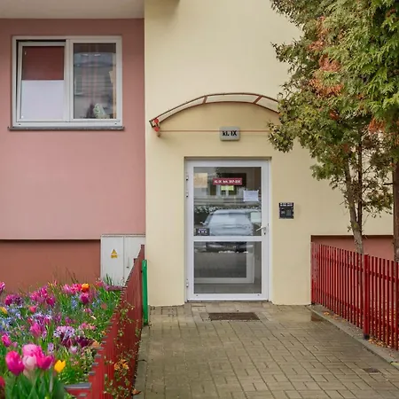 公寓 Stryjenskich Cozy With Balcony In Ursynow District By Renters